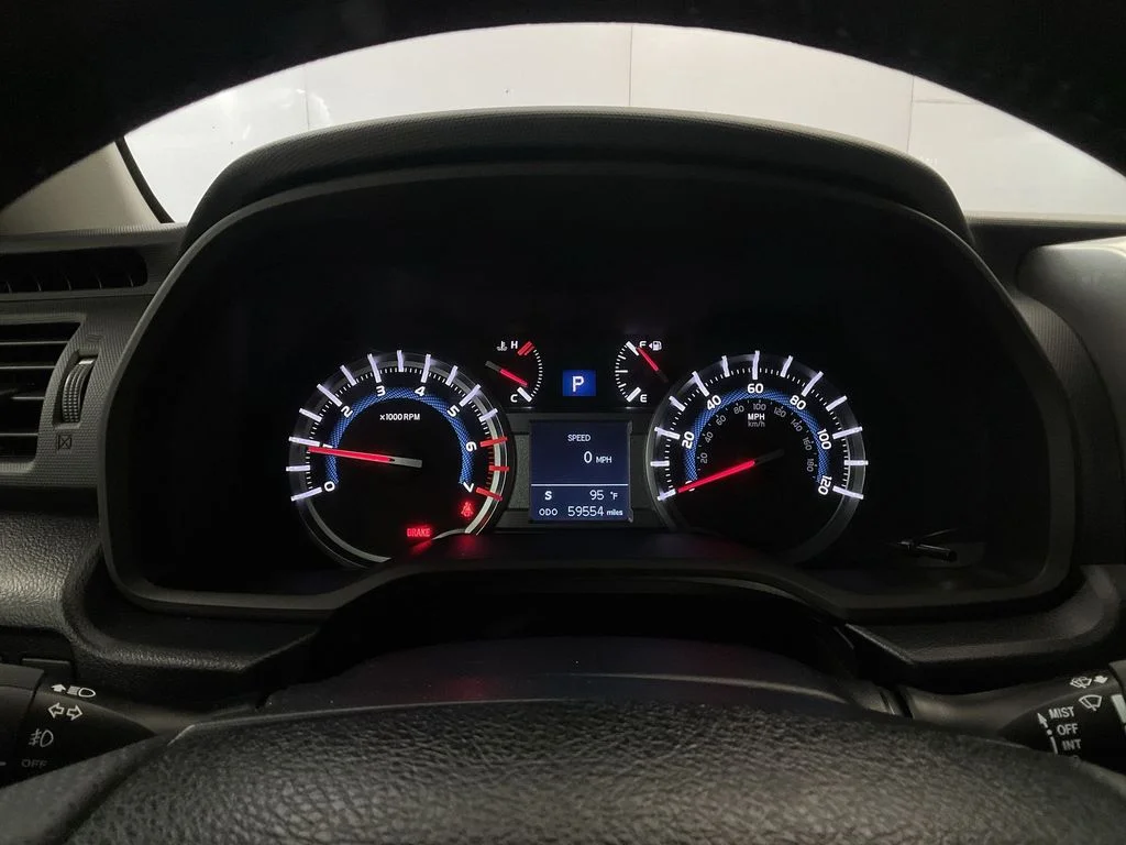 Used 2016 Barcelona Red Metallic Toyota SR5 Premium image 27