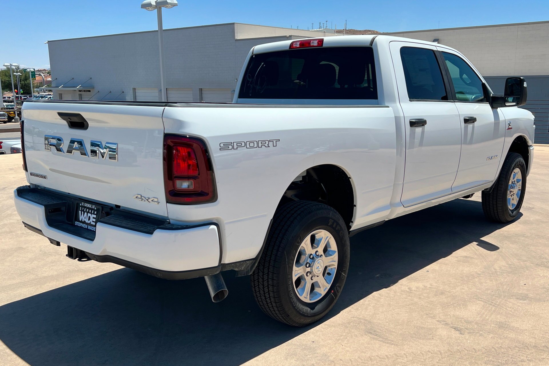 New 2026 Bright White Clear-Coat Exterior Paint RAM Big Horn image 6