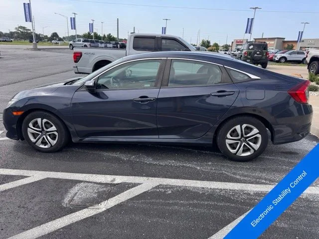 Used 2018 Aegean Blue Metallic Honda LX image 9