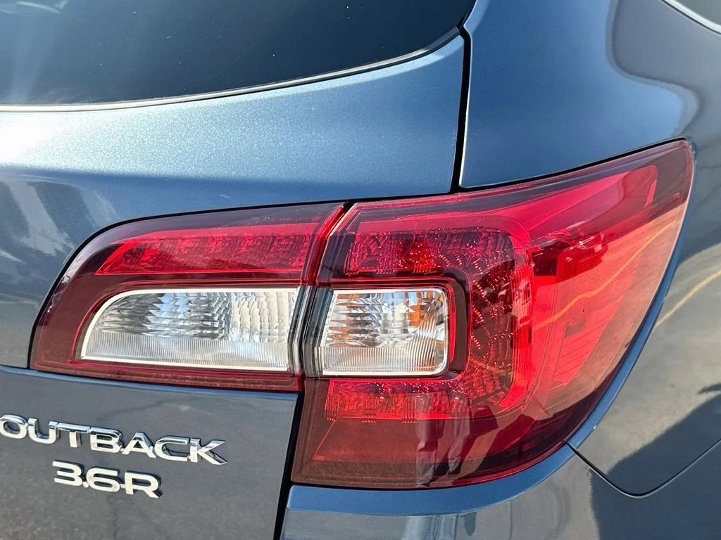 Used 2016 Blue Subaru 3.6R image 34