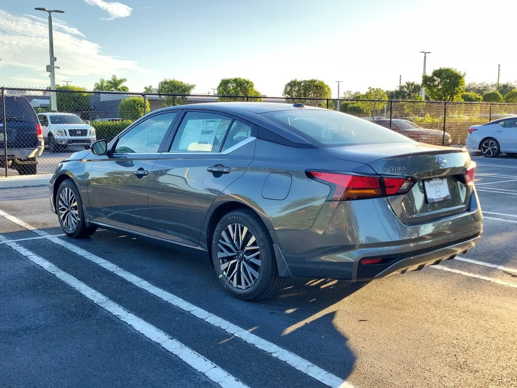 New 2026 Gray Nissan 2.5 SV image 5