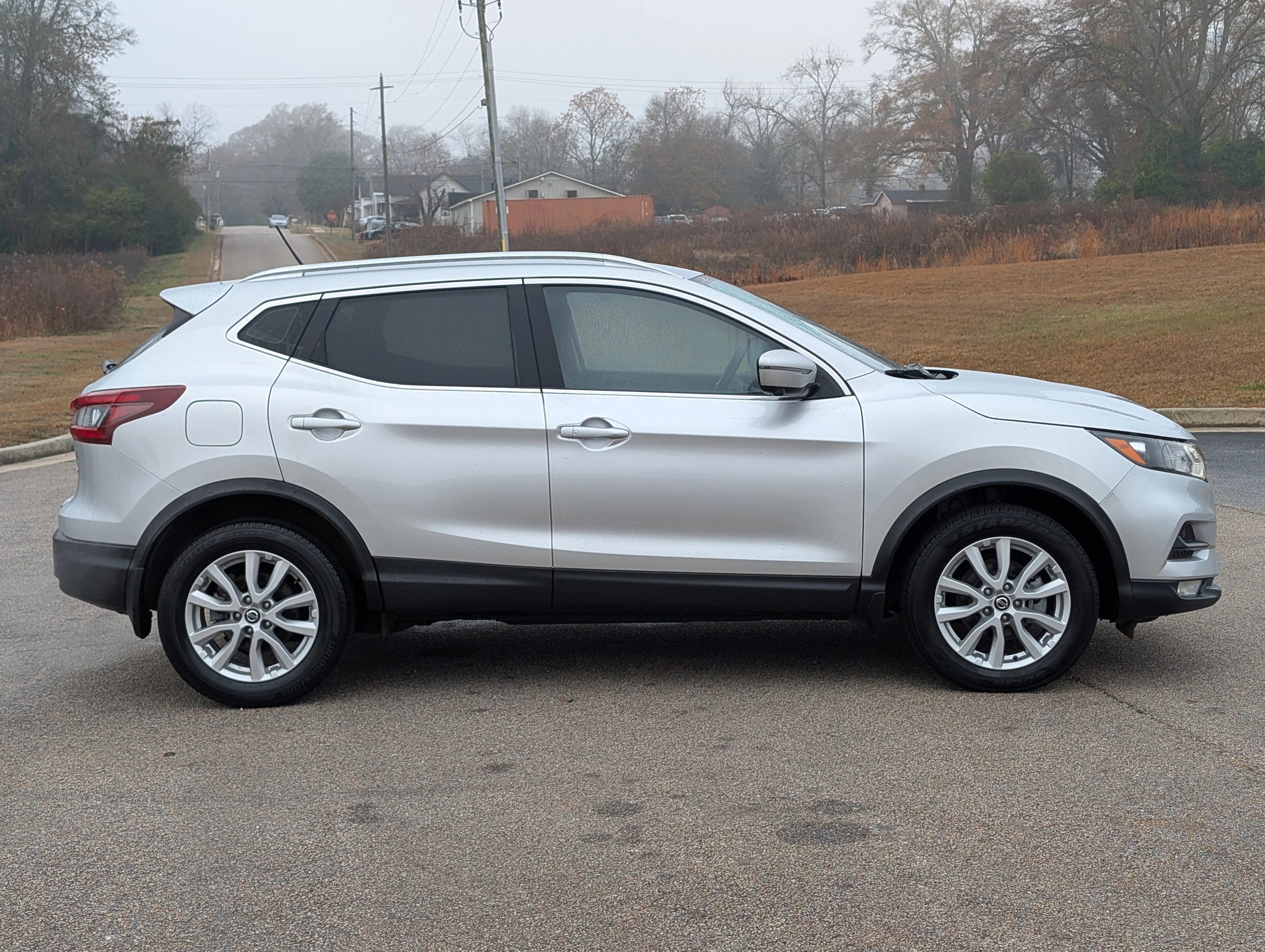 2022 Nissan Rogue Sport SV - Photo 6