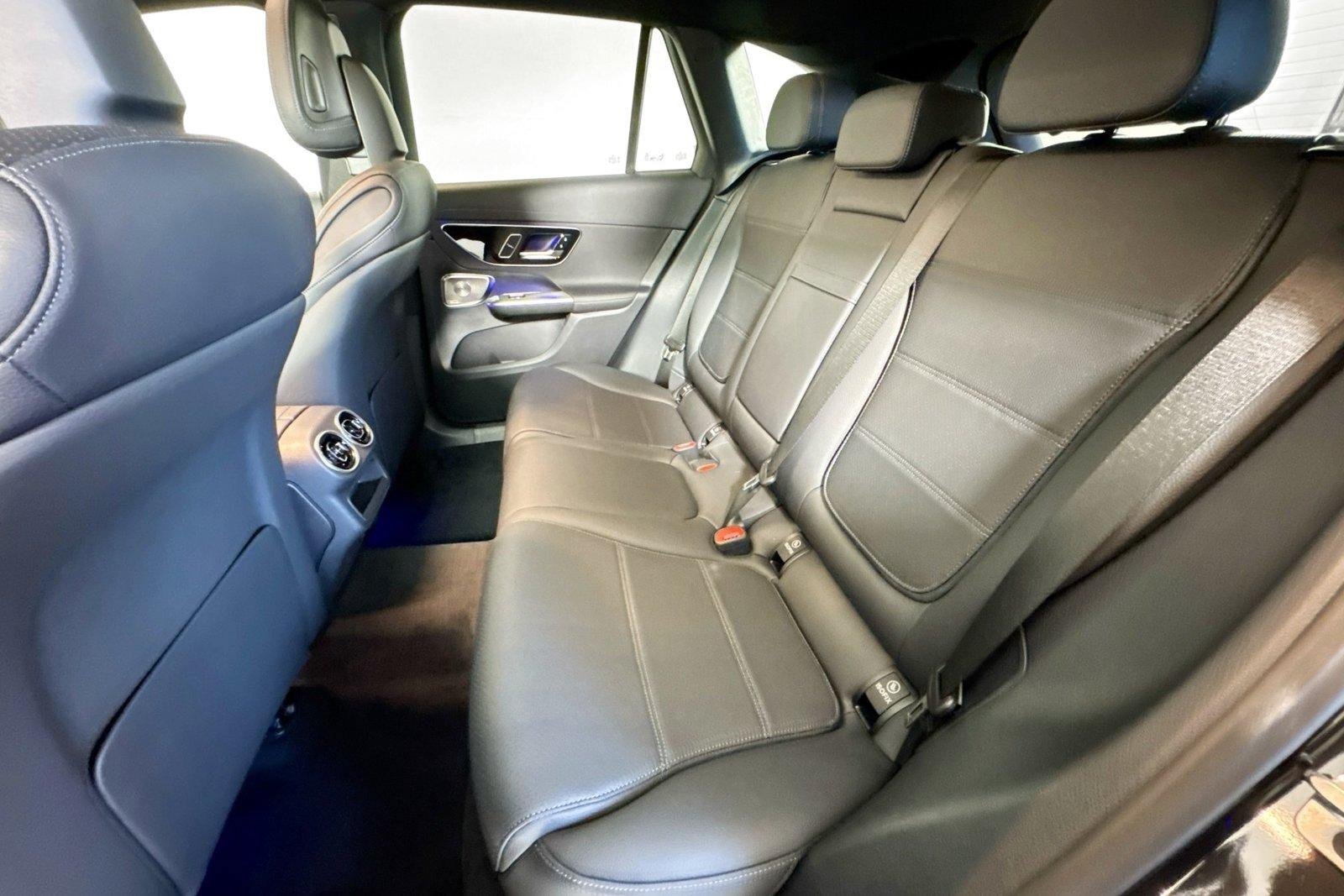New 2026 Graphite Grey Metallic Mercedes-Benz GLC 300 image 22