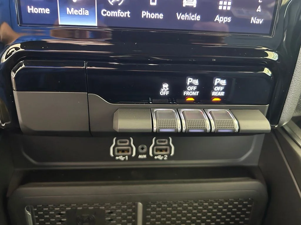 New 2026 Granite Crystal Metallic Clearcoat RAM Direct Connection 650 image 50