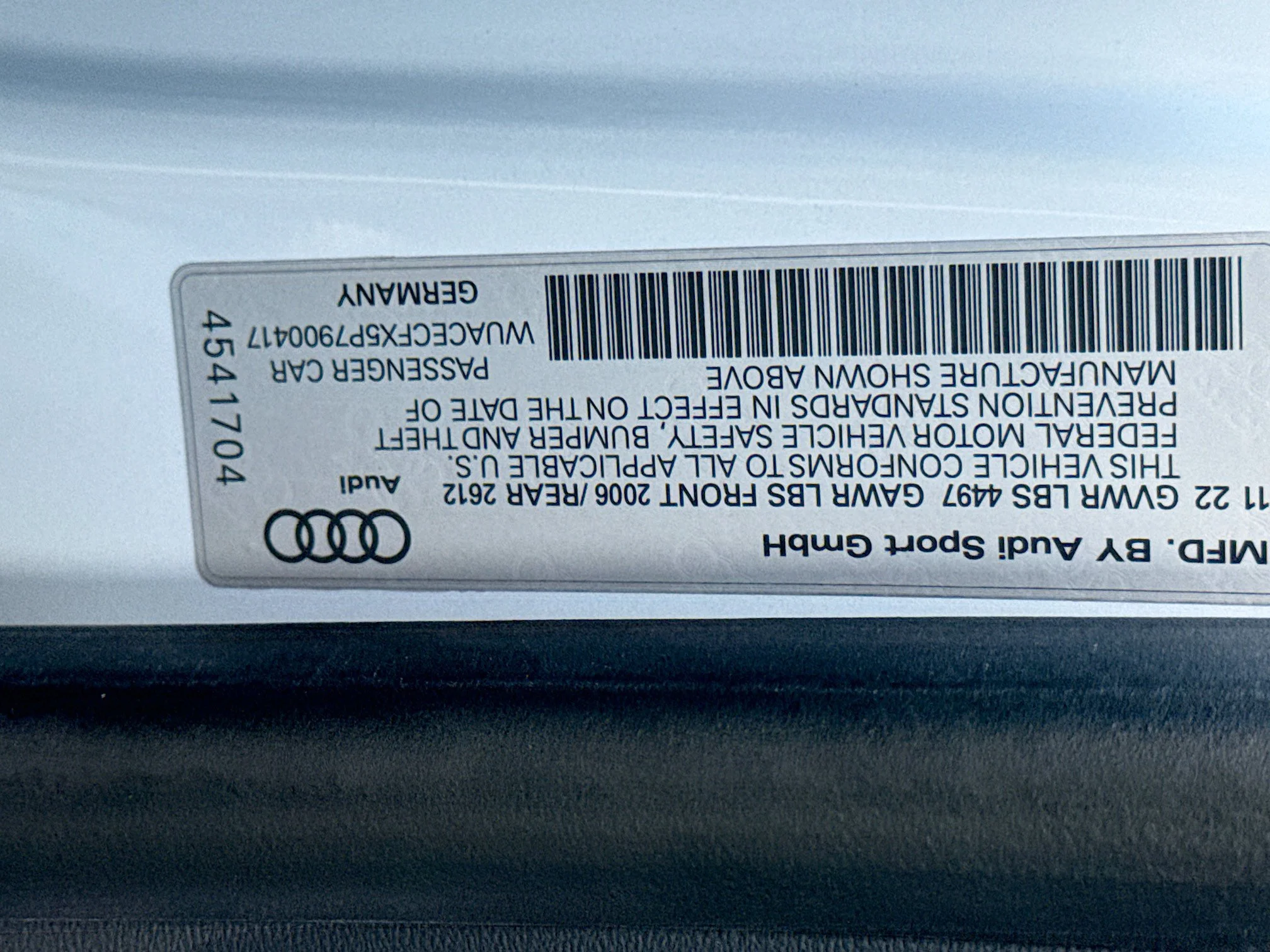 Used 2023 Suzuka Gray Metallic Audi V10 performance image 40