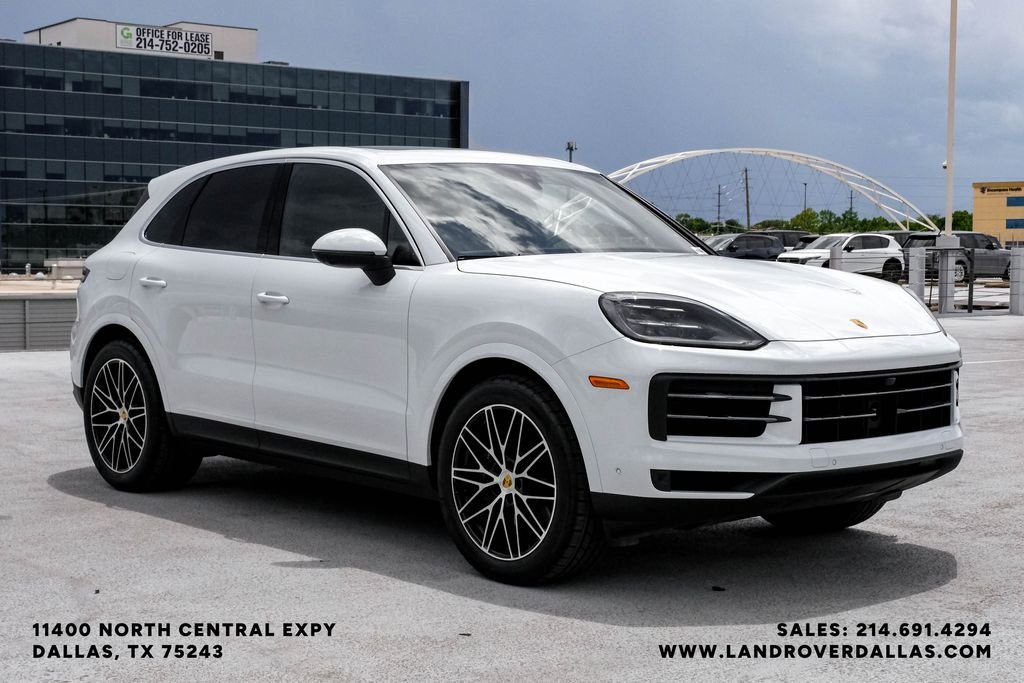 Used 2024 Carrara White Porsche Base image 4