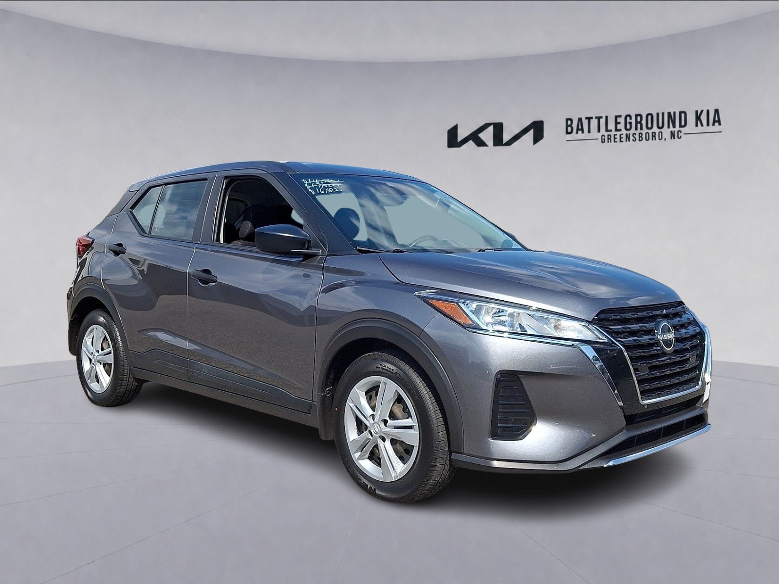 2022 Nissan Kicks