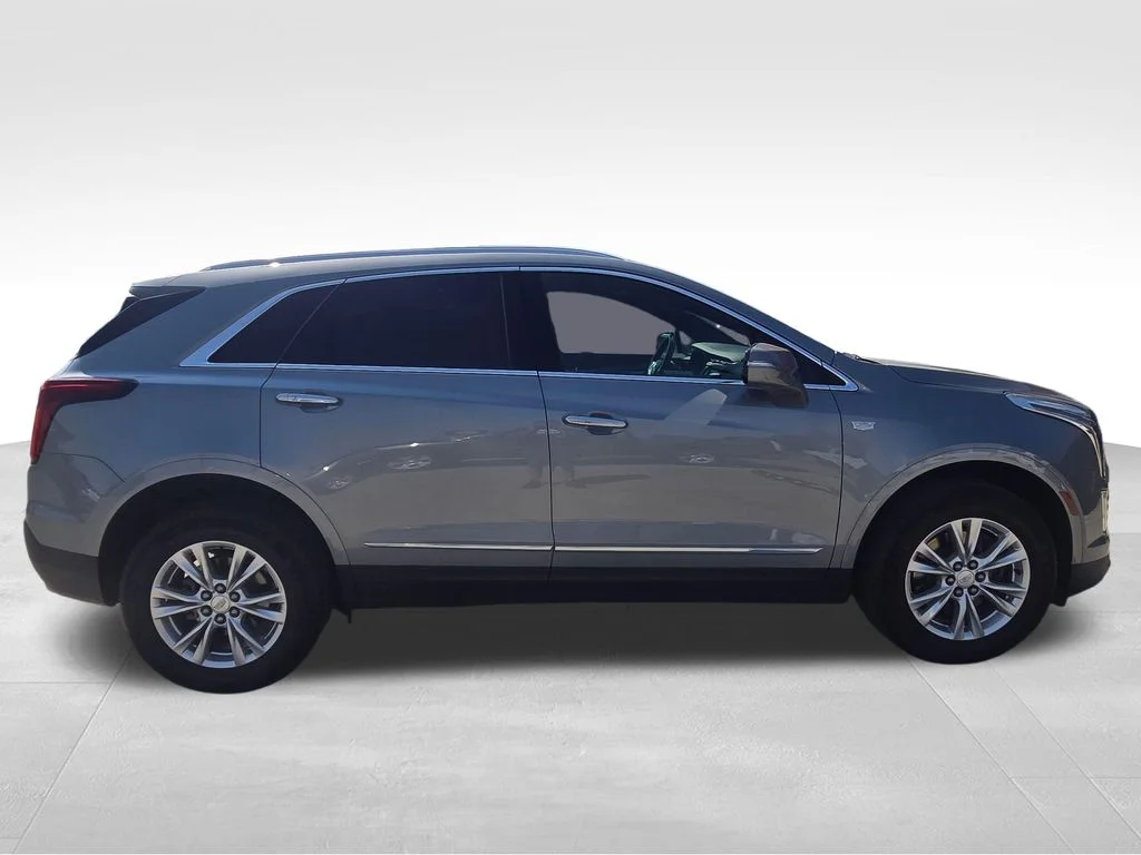 Used 2024 Silver Cadillac Luxury image 3