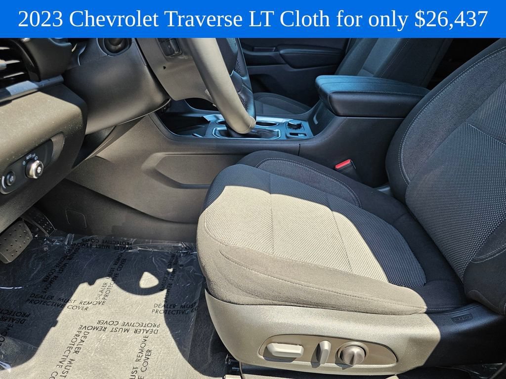 Used 2023 Mosaic Black Metallic Chevrolet LT Cloth image 21