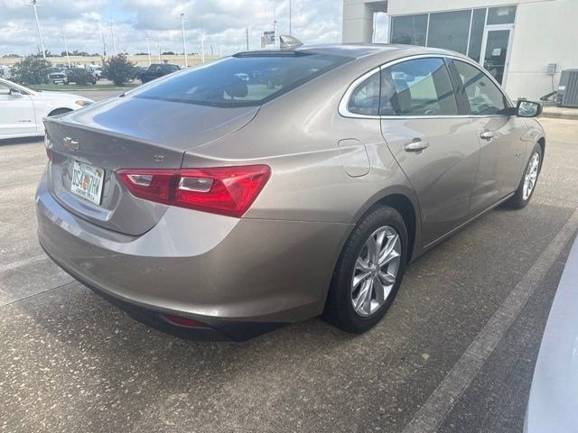 Used 2024 Mineral Gray Metallic Chevrolet LT image 6