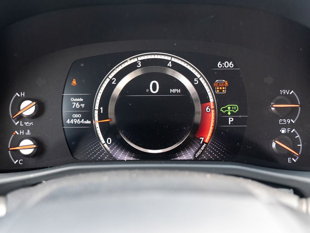 Used 2023 White Lexus 600 F SPORT image 14