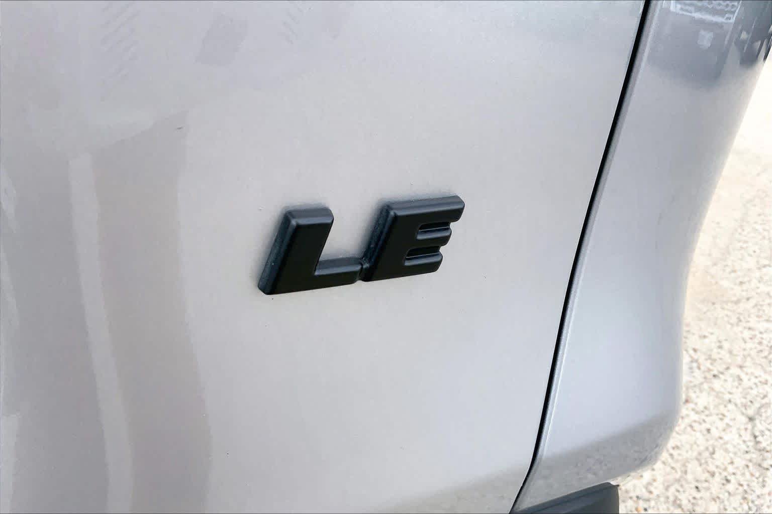 Used 2025 Silver Sky Metallic Toyota LE image 10