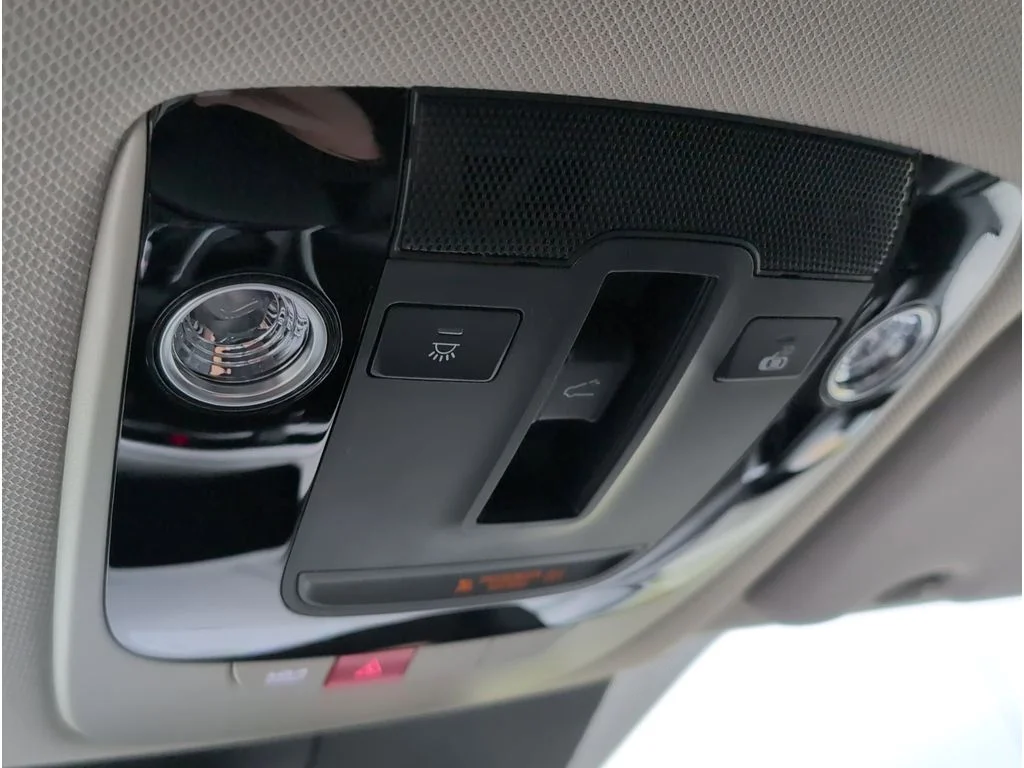New 2026 Wolf Gray Kia S image 29