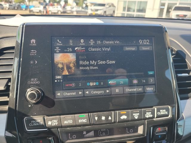 Used 2018  Honda EX image 23