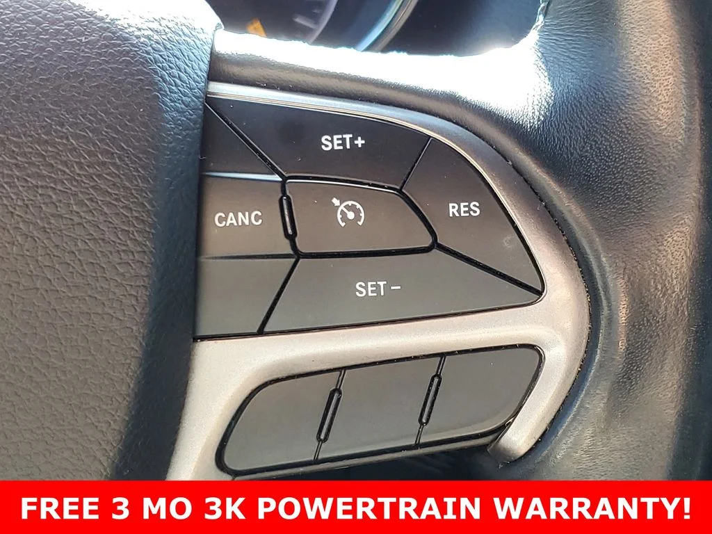 Used 2019 Gray Jeep Laredo image 18