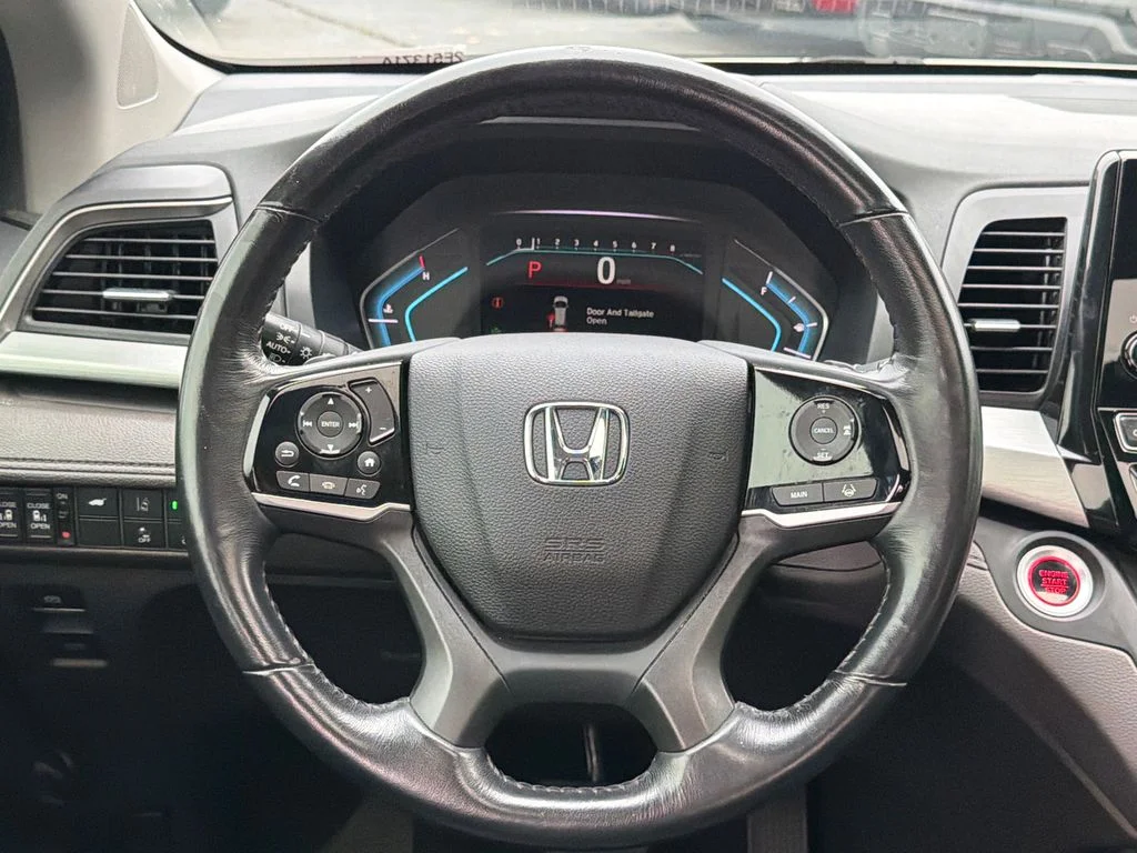 Used 2019  Honda Touring image 23
