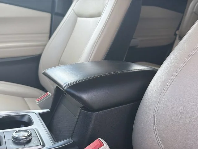 Used 2020 Black Ford XLT image 13