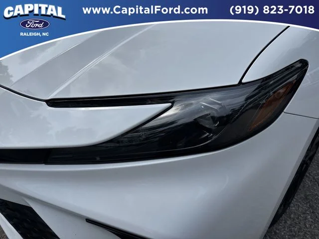 Used 2025 White Toyota SE image 11