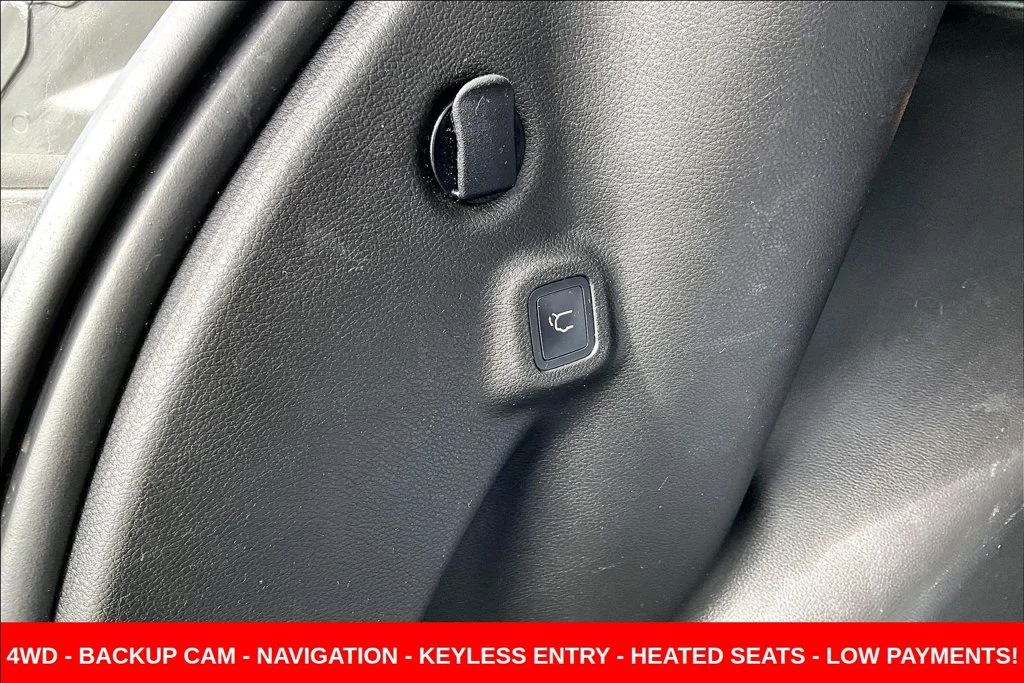 Used 2022 Gray Jeep Limited image 28