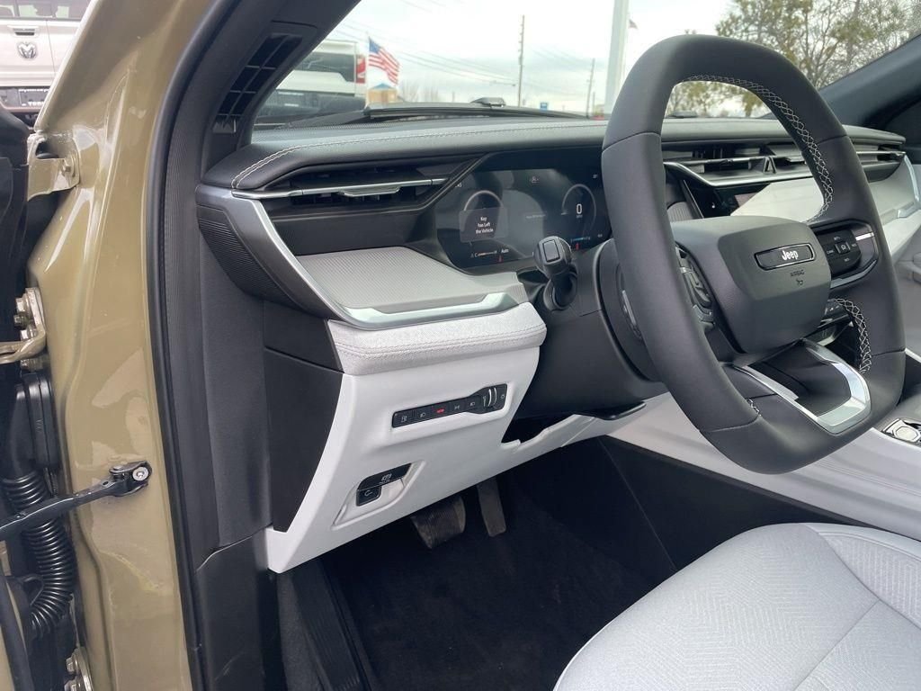 New 2026 41 Jeep Laredo image 19
