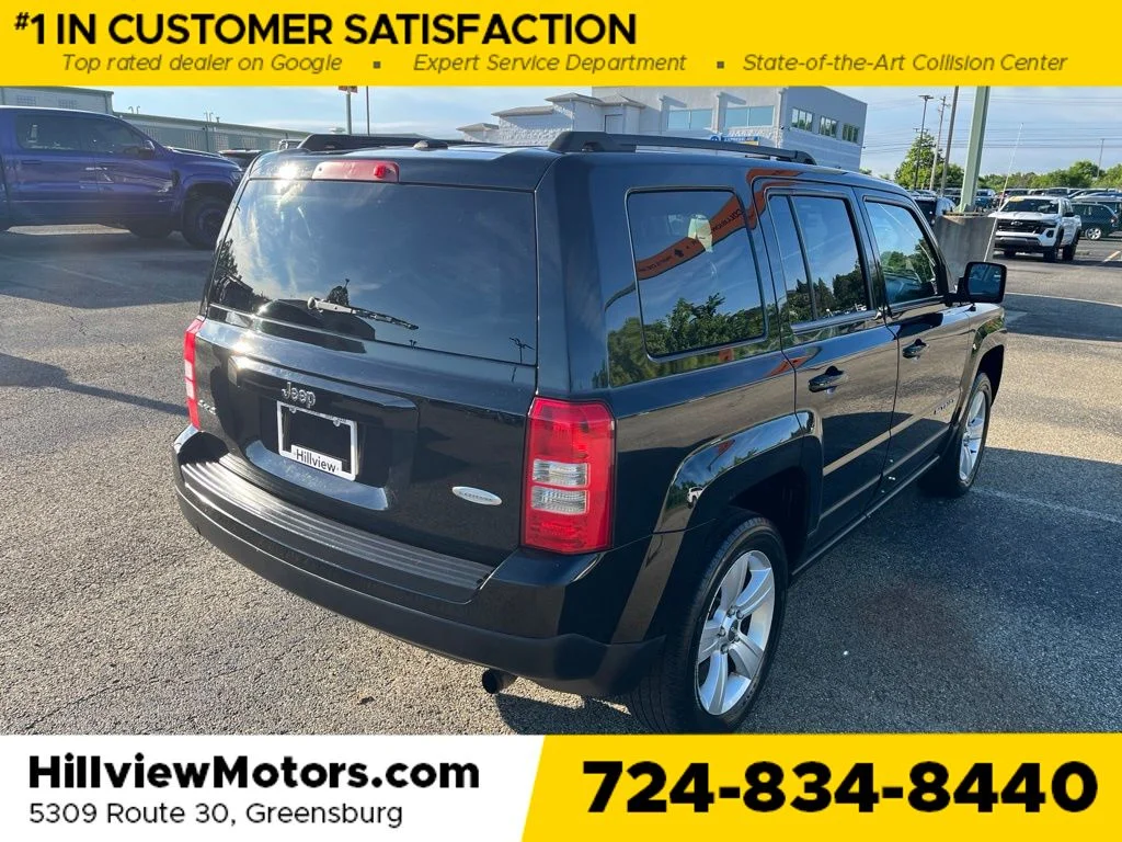 Used 2015 Black Clearcoat Jeep Latitude image 5