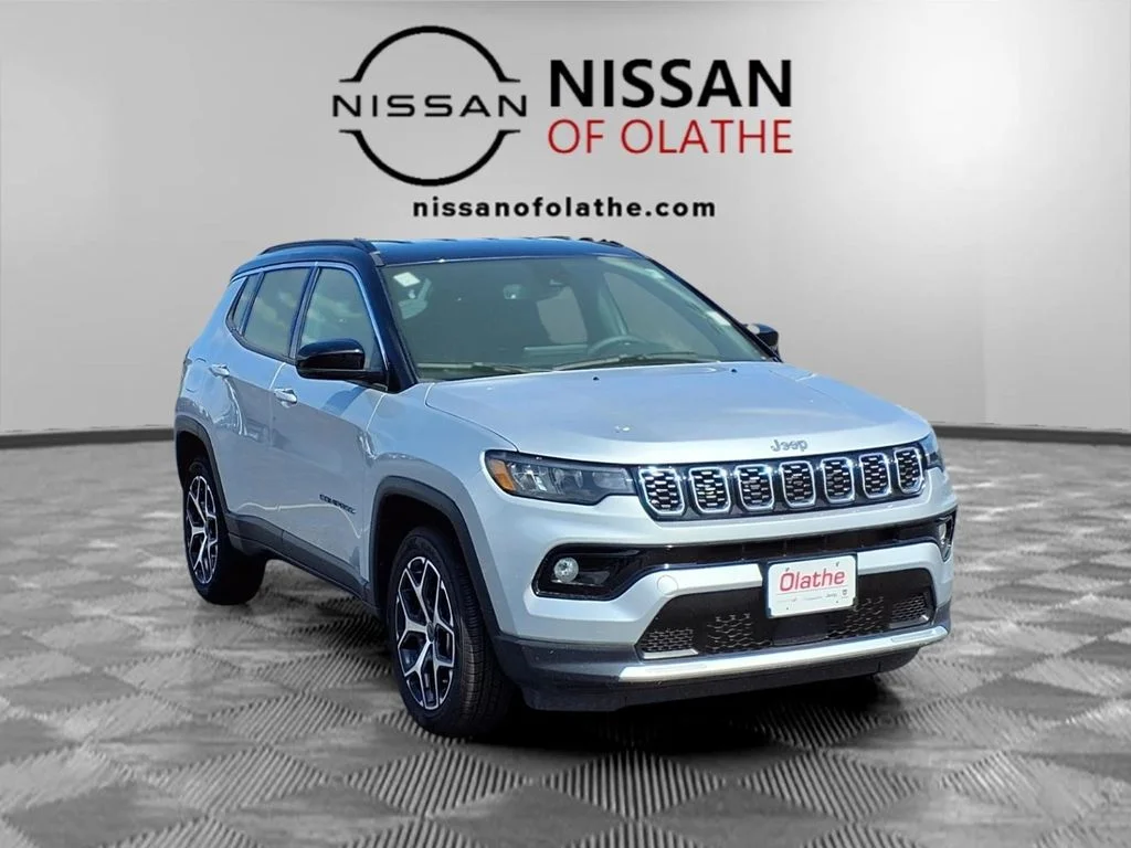 Certified Used 2025 Silver Jeep Limited image 30