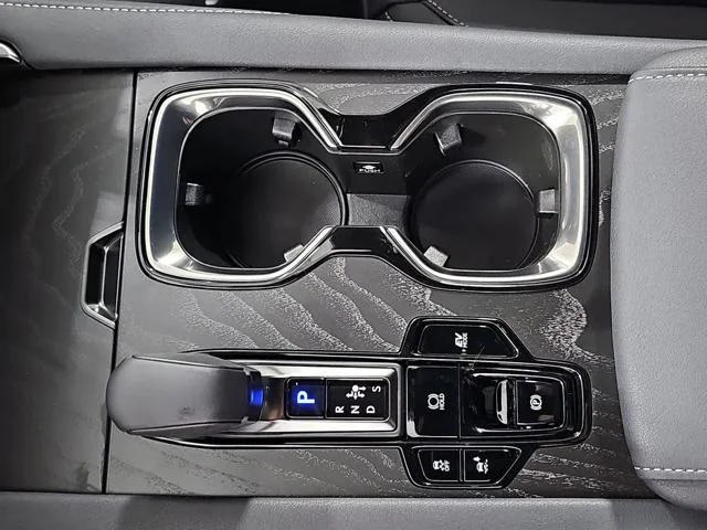 New 2026 Eminent White Pearl Lexus PREMIUM PLUS image 31