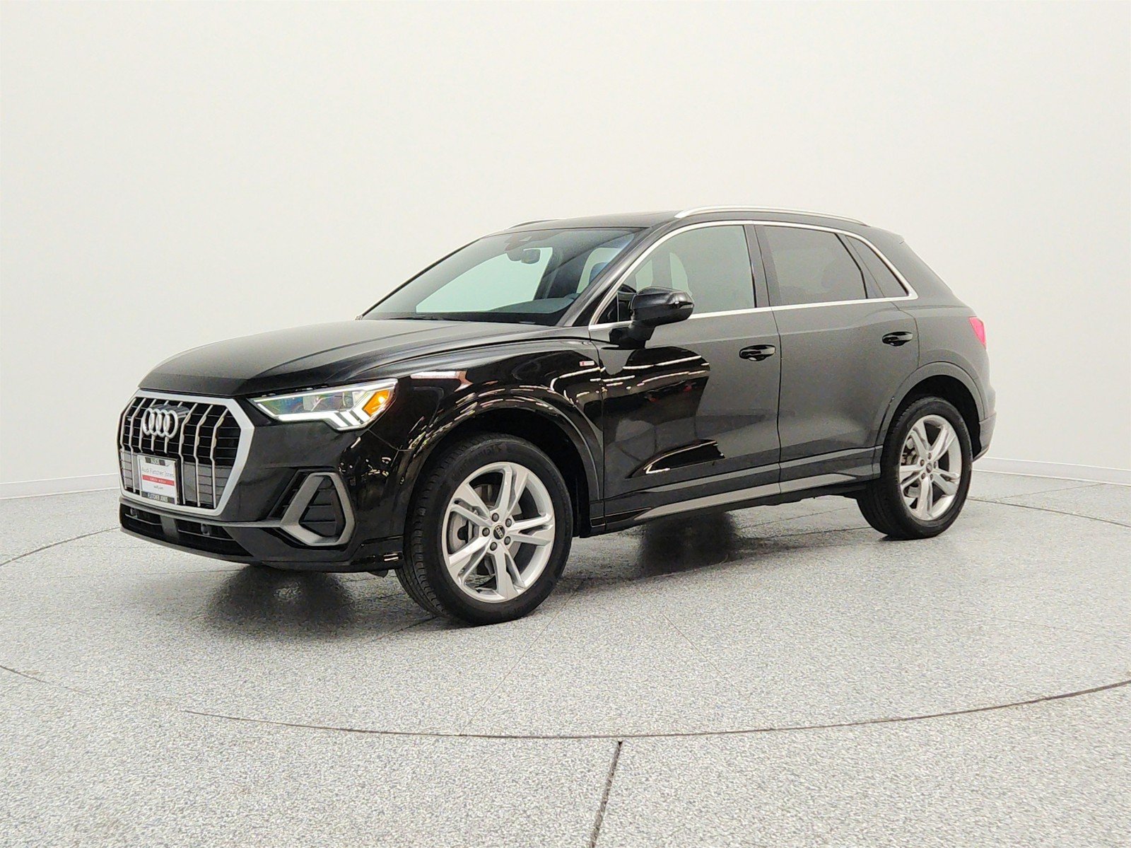 2023 Audi Q3 45 TFSI S Line Premium quattro's photo
