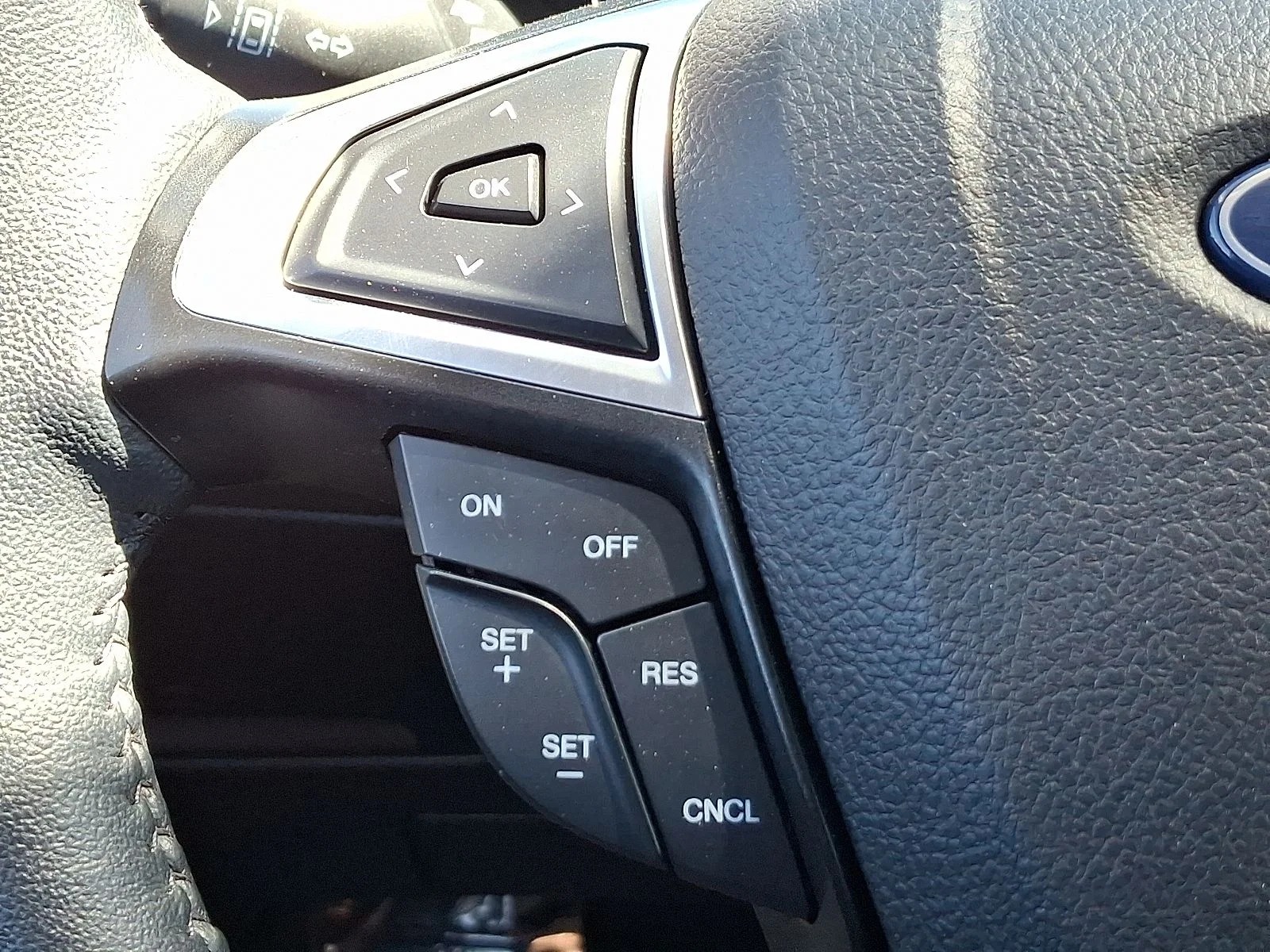 Used 2023 White Ford SEL image 20