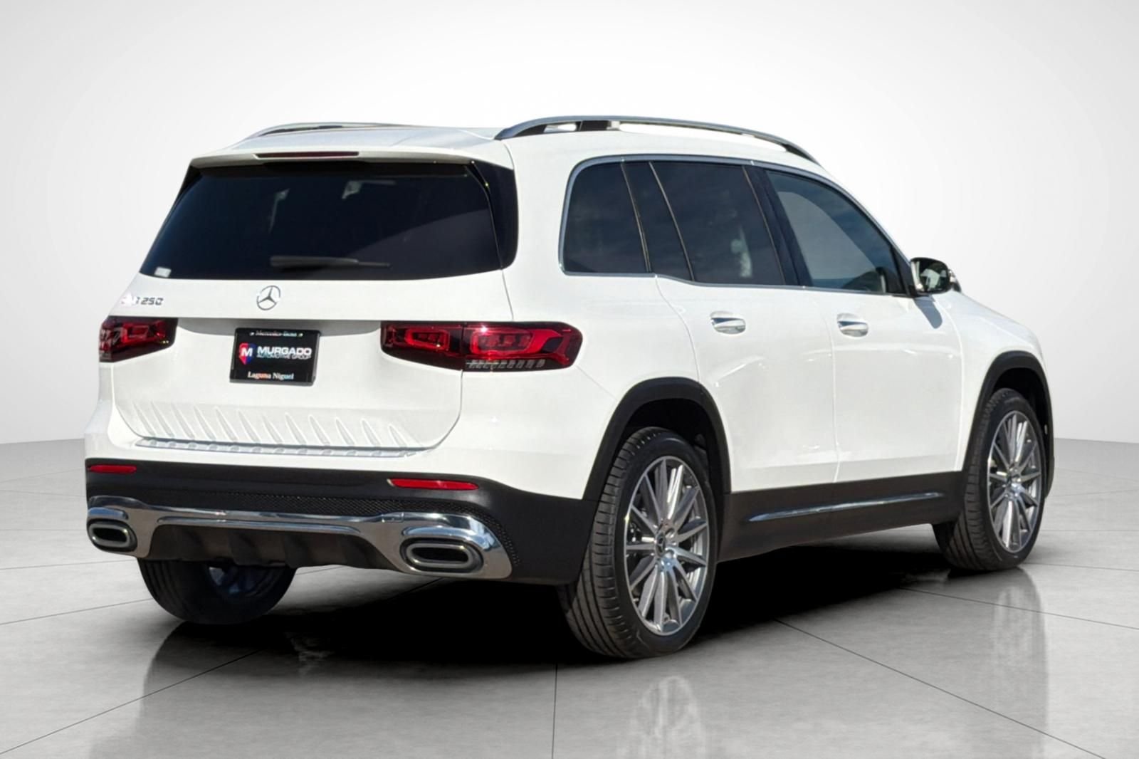 Certified Used 2022 White Mercedes-Benz GLB 250 image 11