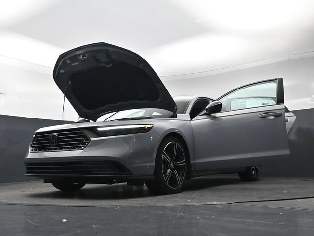 Certified Used 2026 Urban Gray Pearl Honda SE image 72
