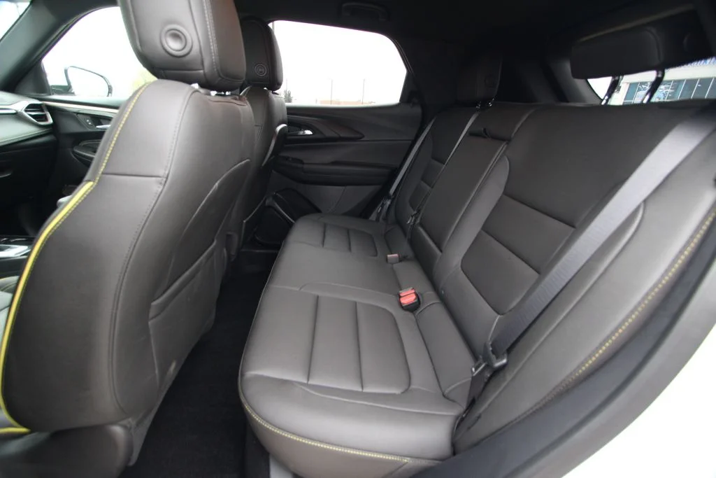 Used 2025 Beige Chevrolet ACTIV image 6