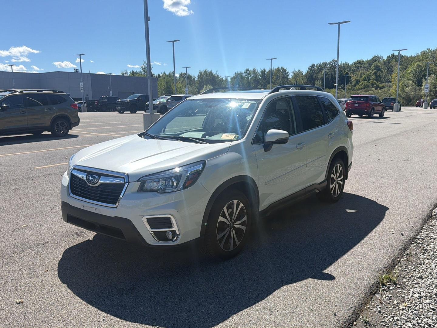 Used 2019 Crystal White Pearl Subaru Limited image 8