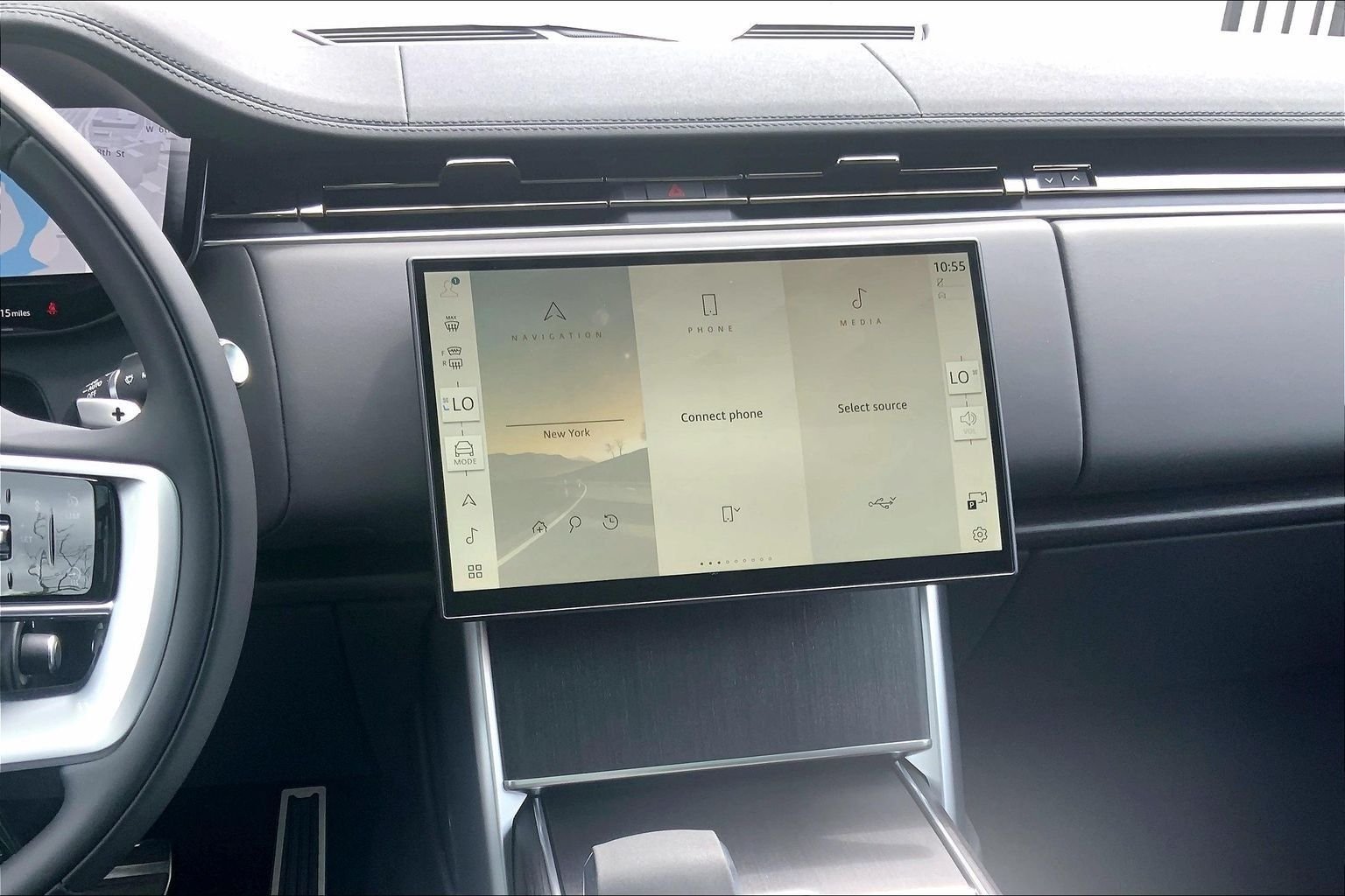 New 2026 Fuji White Land Rover SE 7 Seats image 6