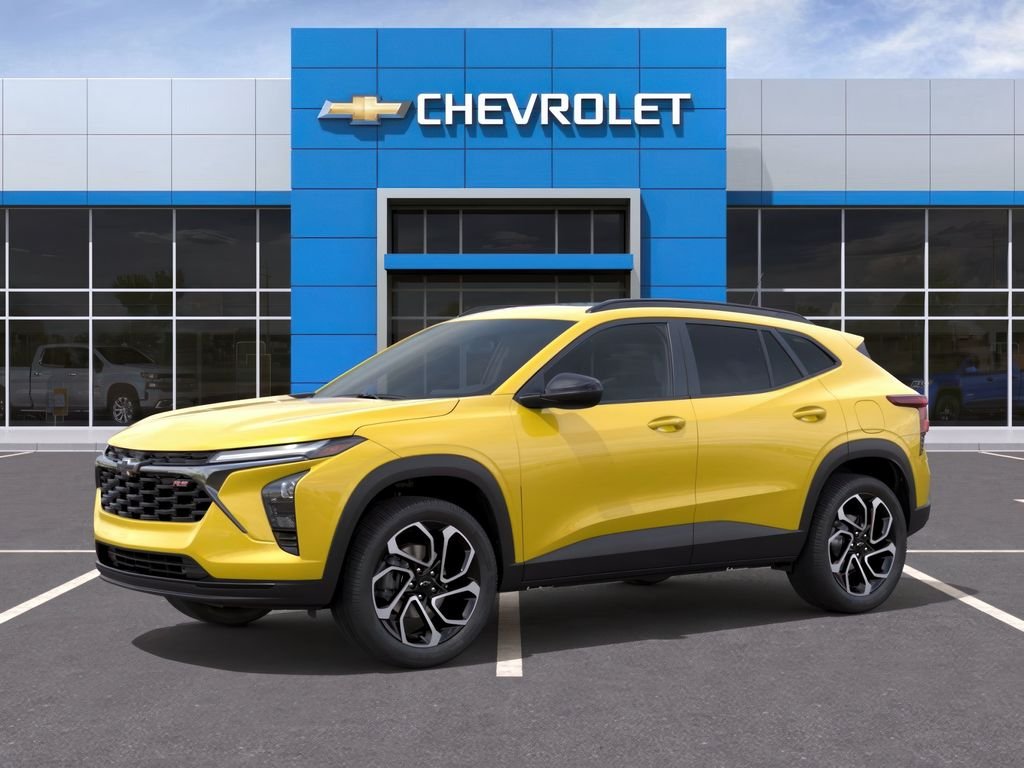 2025 Chevrolet Trax photo 2