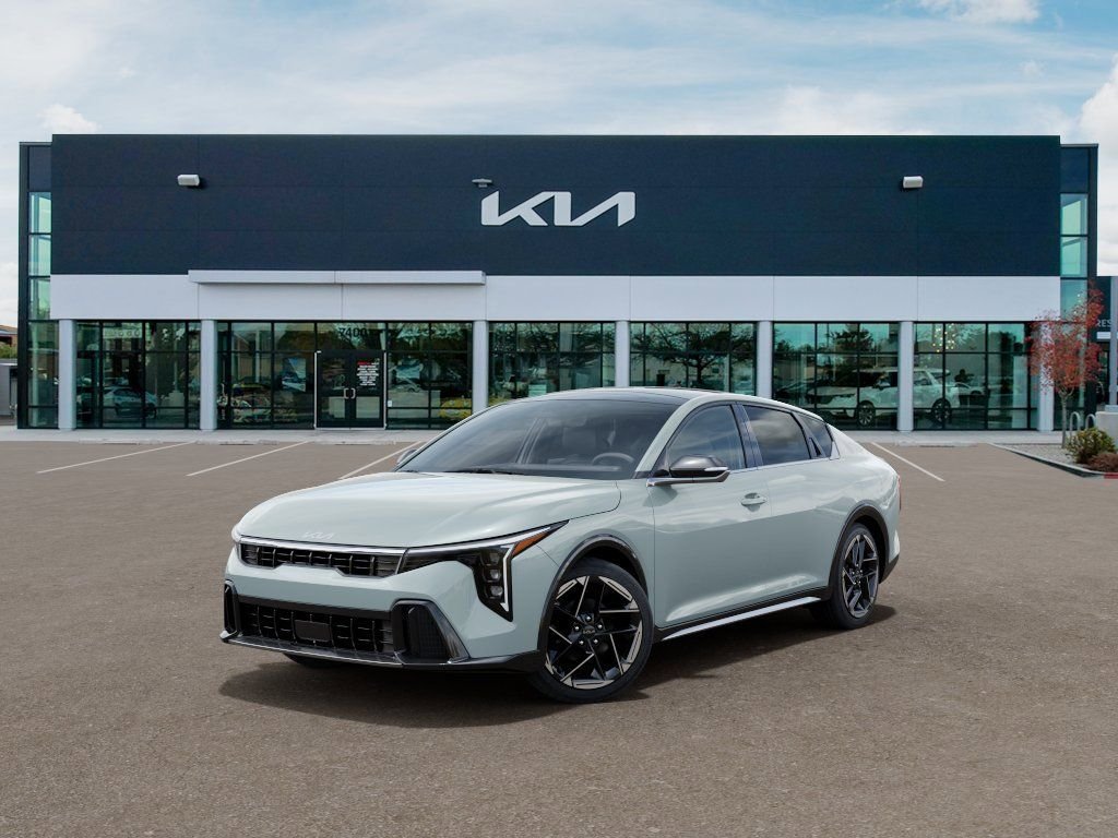 2026 Kia K4 GT-Line AT's photo