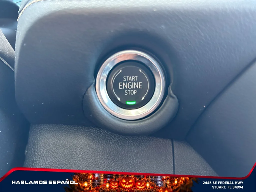 Used 2025 Dark Ash Metallic Chevrolet Premier image 29