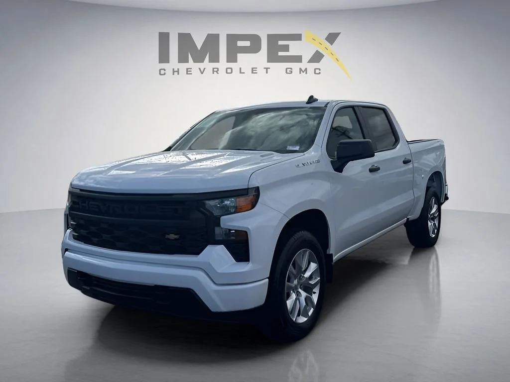 Used 2026 Summit White Chevrolet Custom image 1