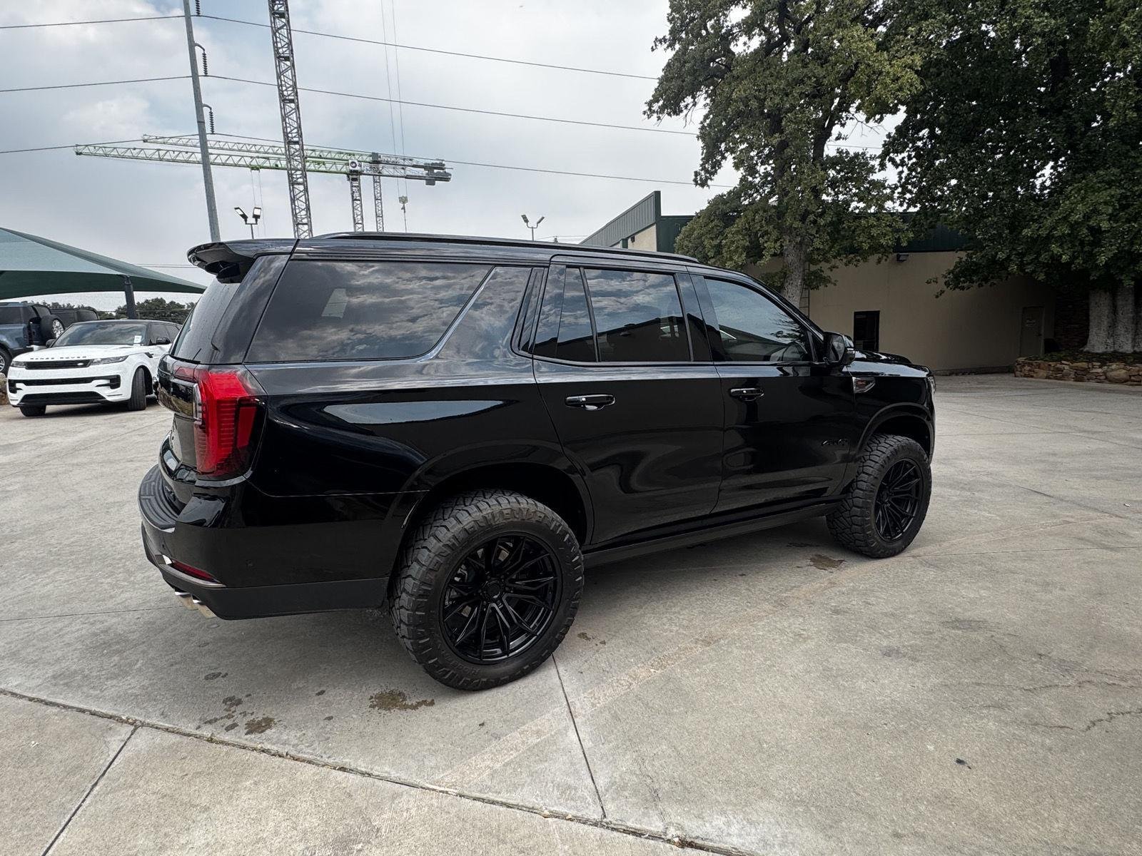 Used 2026 Onyx Black GMC AT4 Ultimate image 9