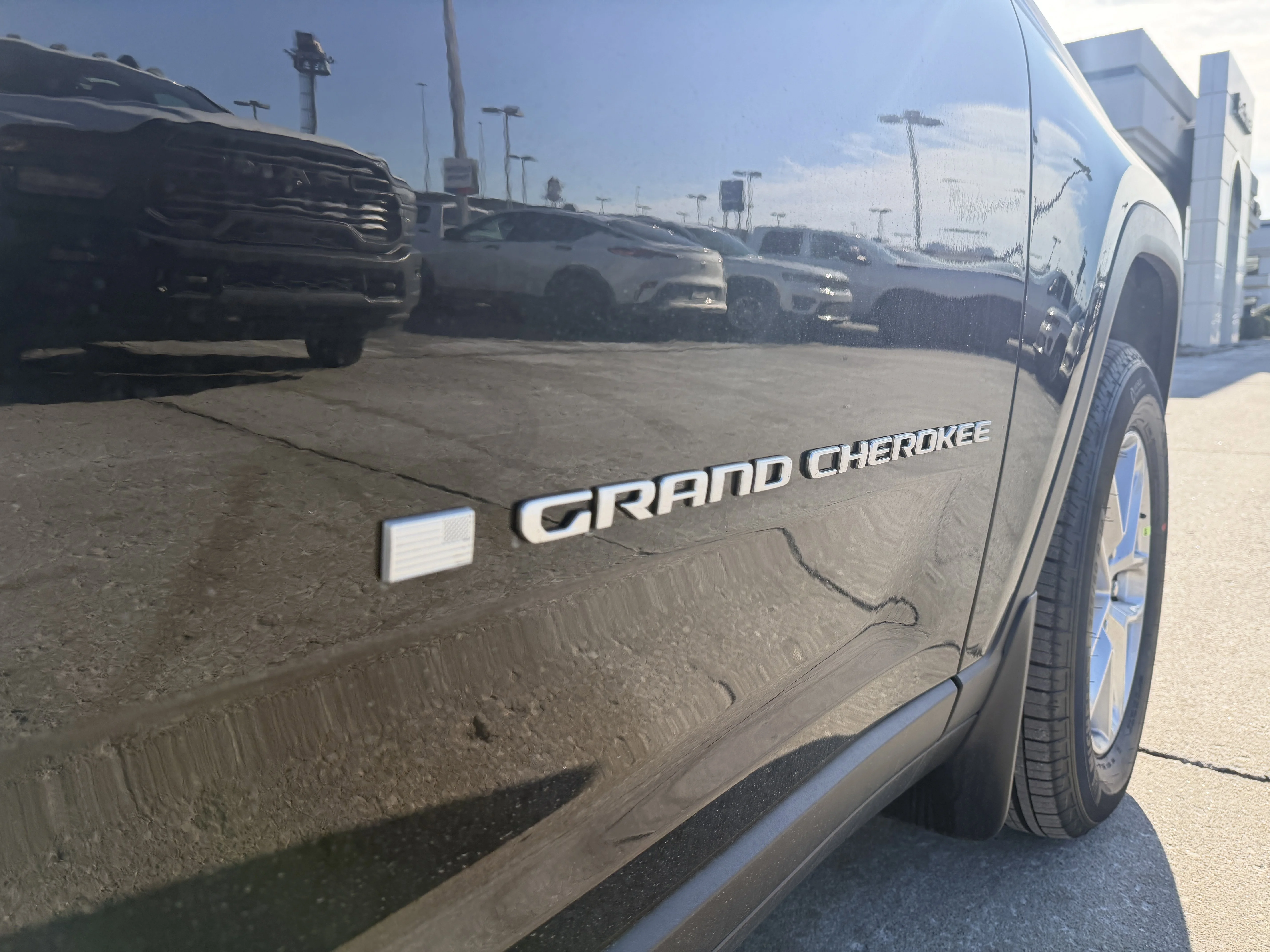 2025 Jeep Grand Cherokee Laredo - Photo 20