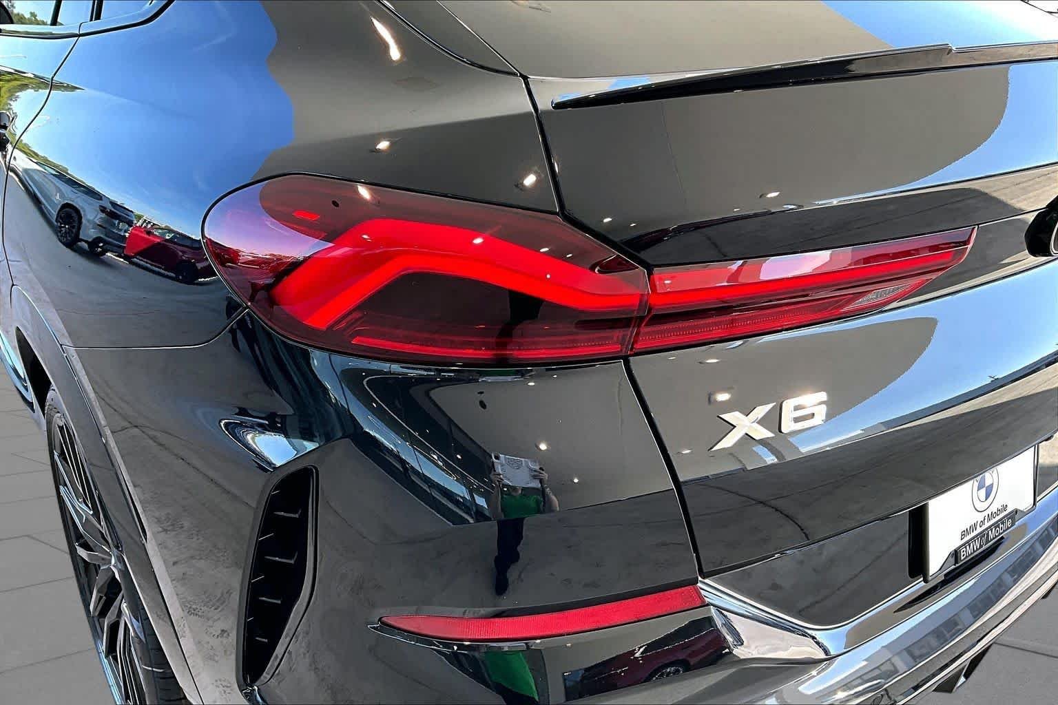 New 2027 Black Sapphire Metallic BMW xDrive40i image 14