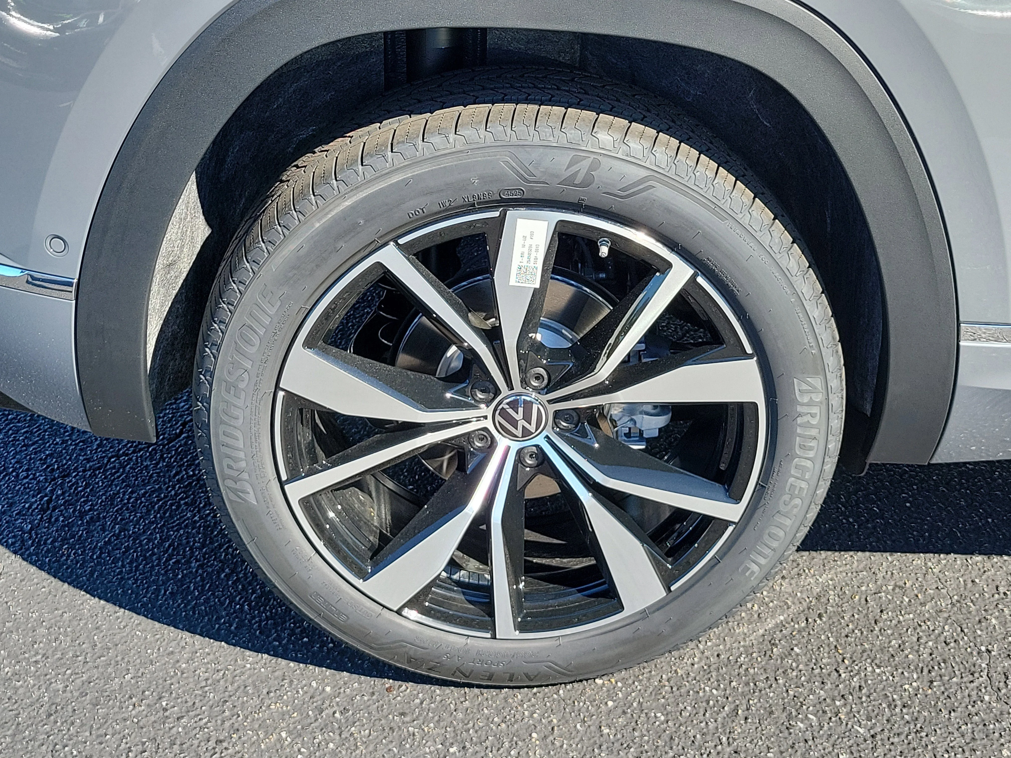 New 2026 Gray Volkswagen 2.0T SEL Premium R-Line image 35