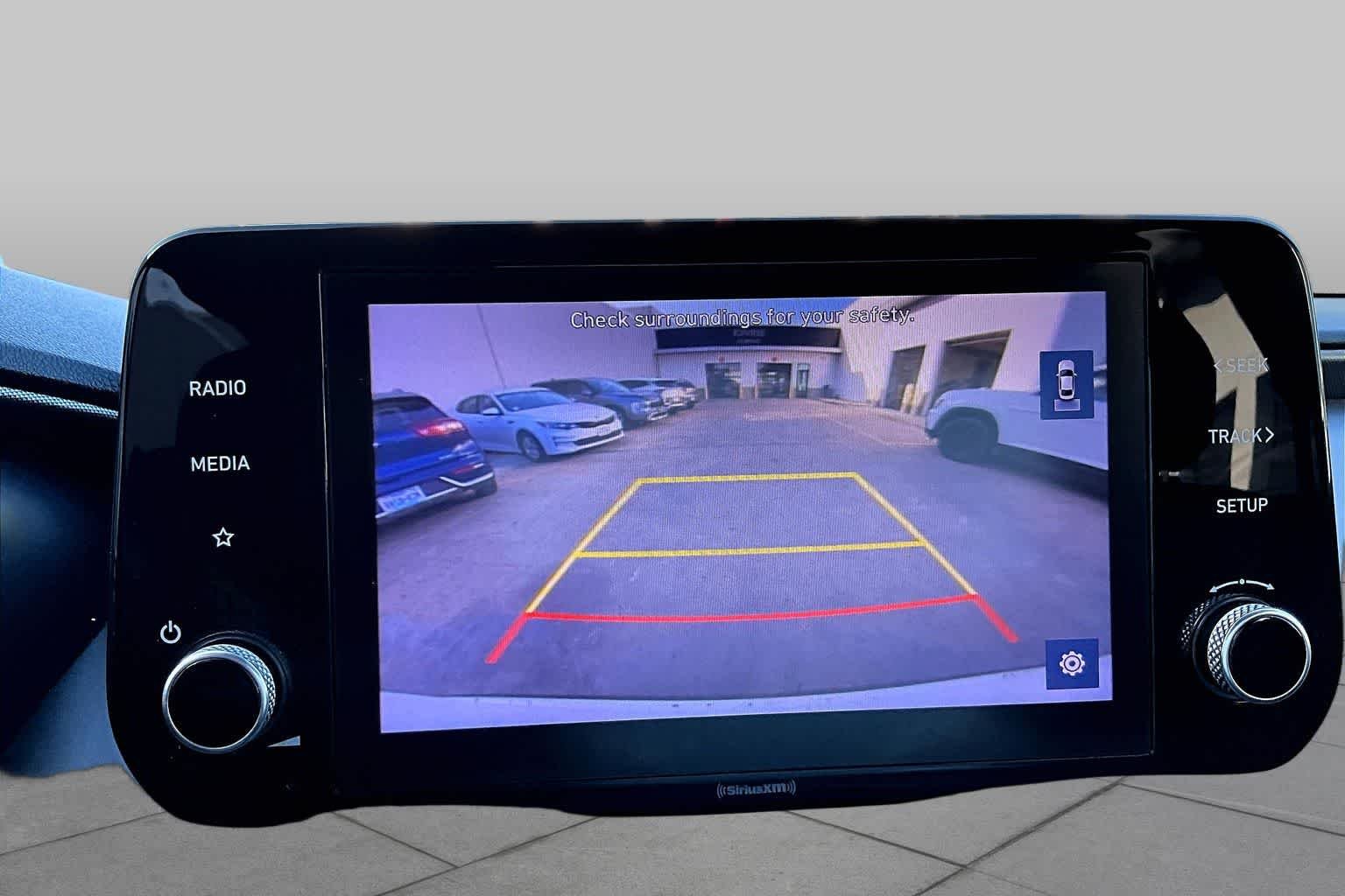 Used 2022 Quartz White Hyundai SEL image 28