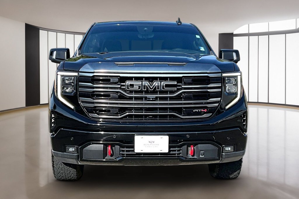 Used 2022 ONYX BLACK GMC AT4 image 3