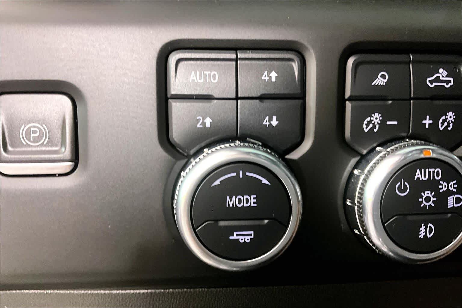 Used 2022 Titanium Rush Metallic GMC AT4X image 34