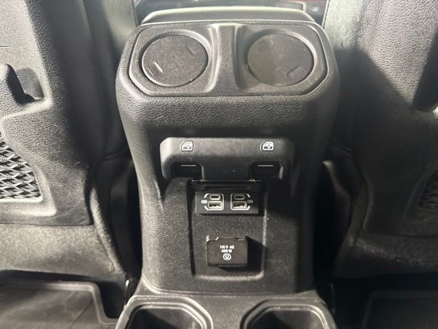 Used 2023 Crystal Metallic Jeep Rubicon image 13