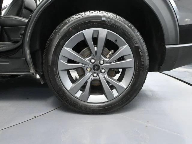 2024 Ford Explorer XLT - Photo 15