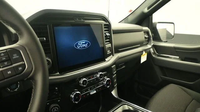 New 2026 Blue Ford XLT image 16