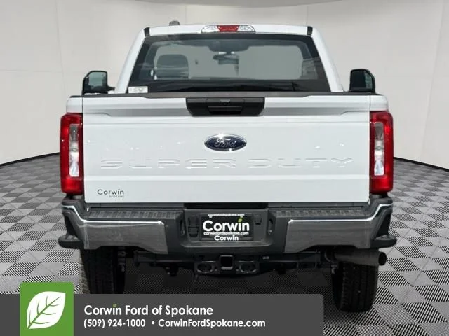 New 2026 Oxford White Ford XL image 14