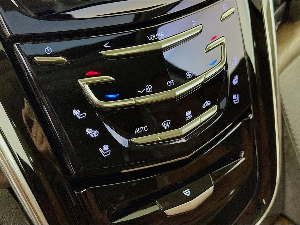 Used 2017 White Cadillac Premium image 17
